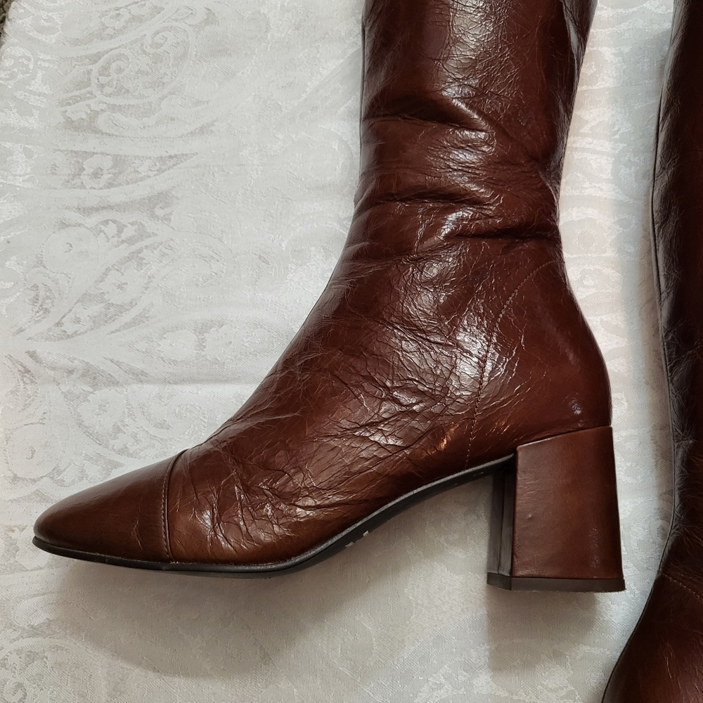 Women's Tall Brown Leather Heeled Boots - Picture 9 of 16
